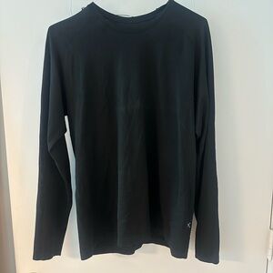 Long sleeve lululemon shirt medium